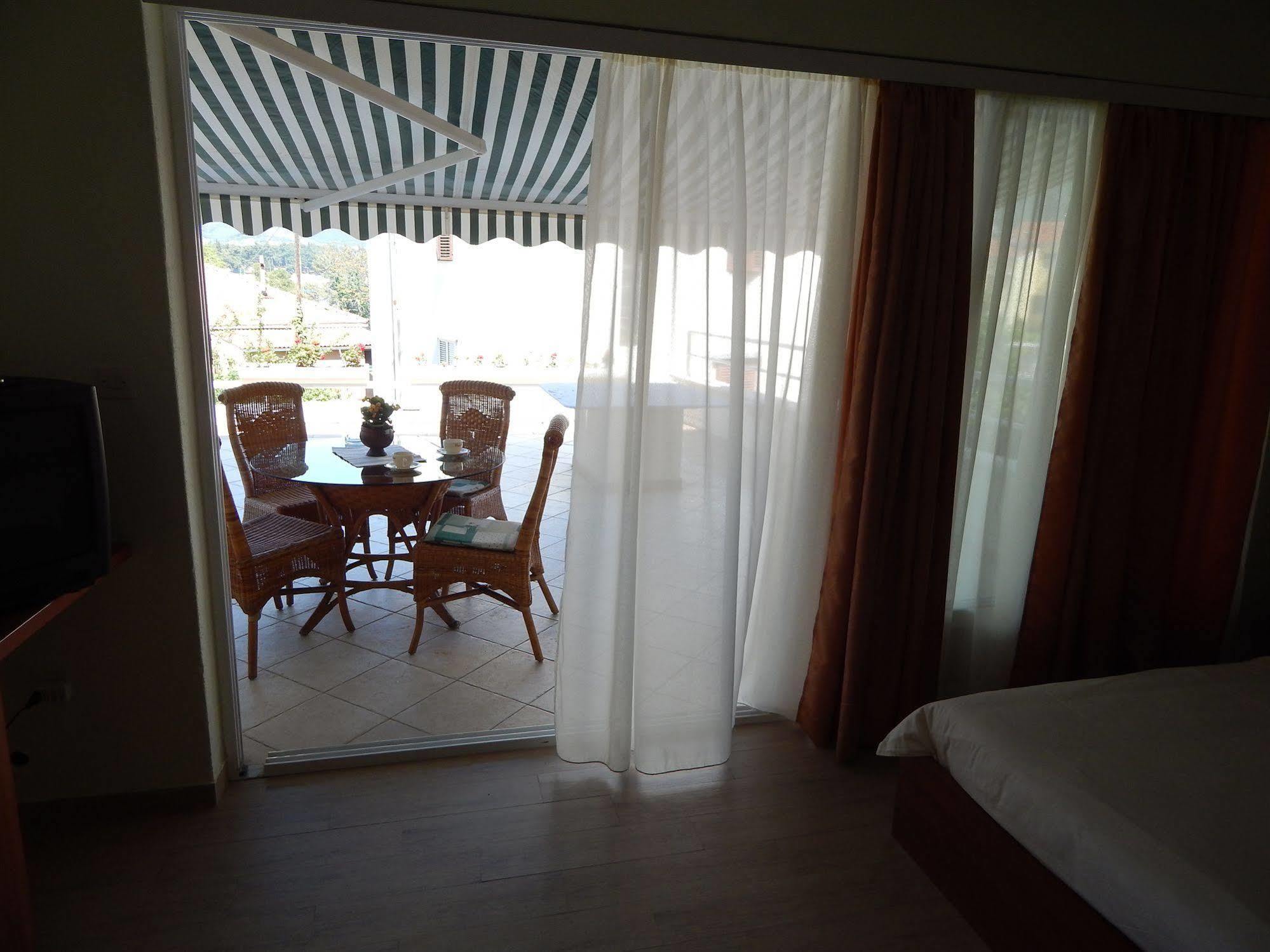 Pansion Epetium Hotel สโตเบรช ภายนอก รูปภาพ